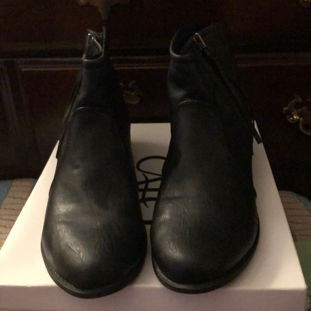 Mid-ankle Boots